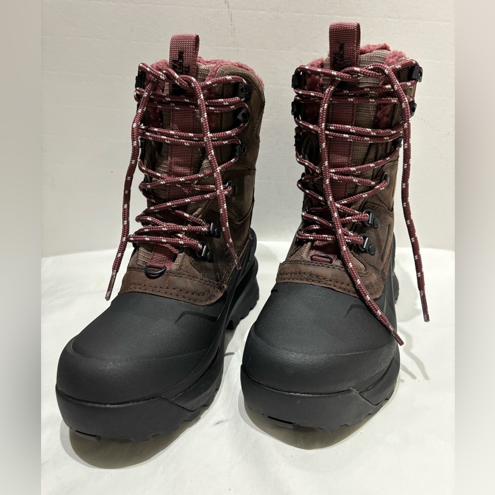 The North Face Women's Chilkat V 400 Waterproof Boots Deep Taupe/TNF Black